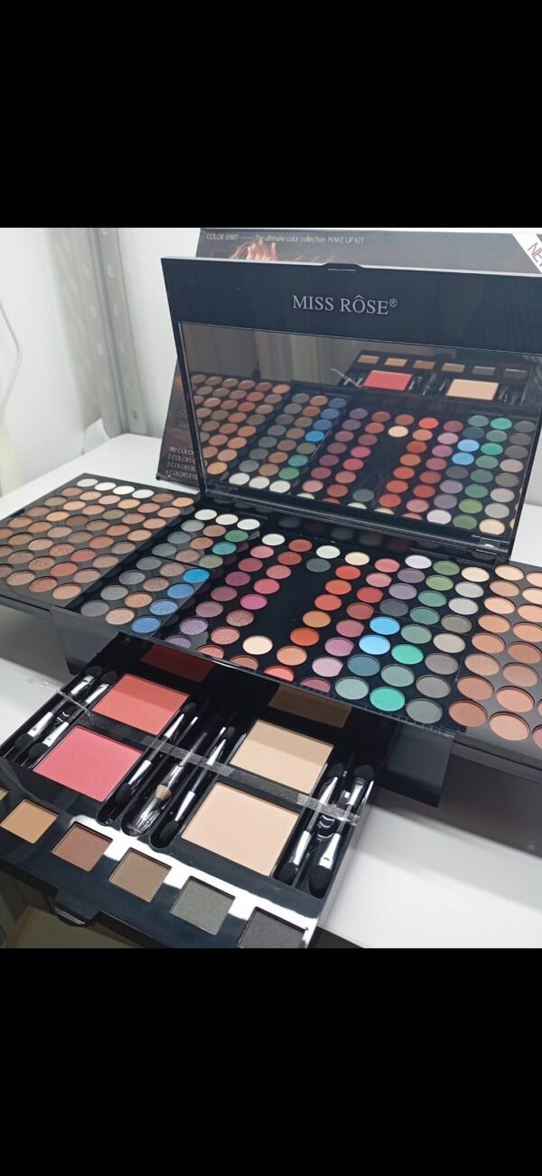 SUPER TROUSSE FANTASTICA